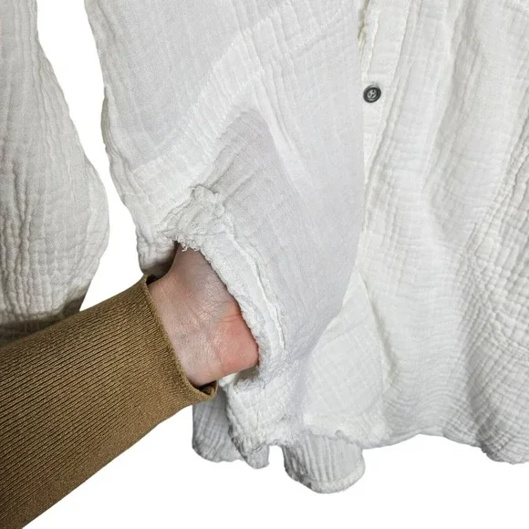 We The Free People Tunic Top XS White Long Sleeve Button Frayed Gauzy Oversized - Picture 6 of 10
